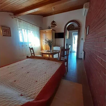 Get Away For 4 - Apartment * Rovinj