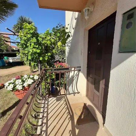 Get Away For 4 - Apartment * Rovinj